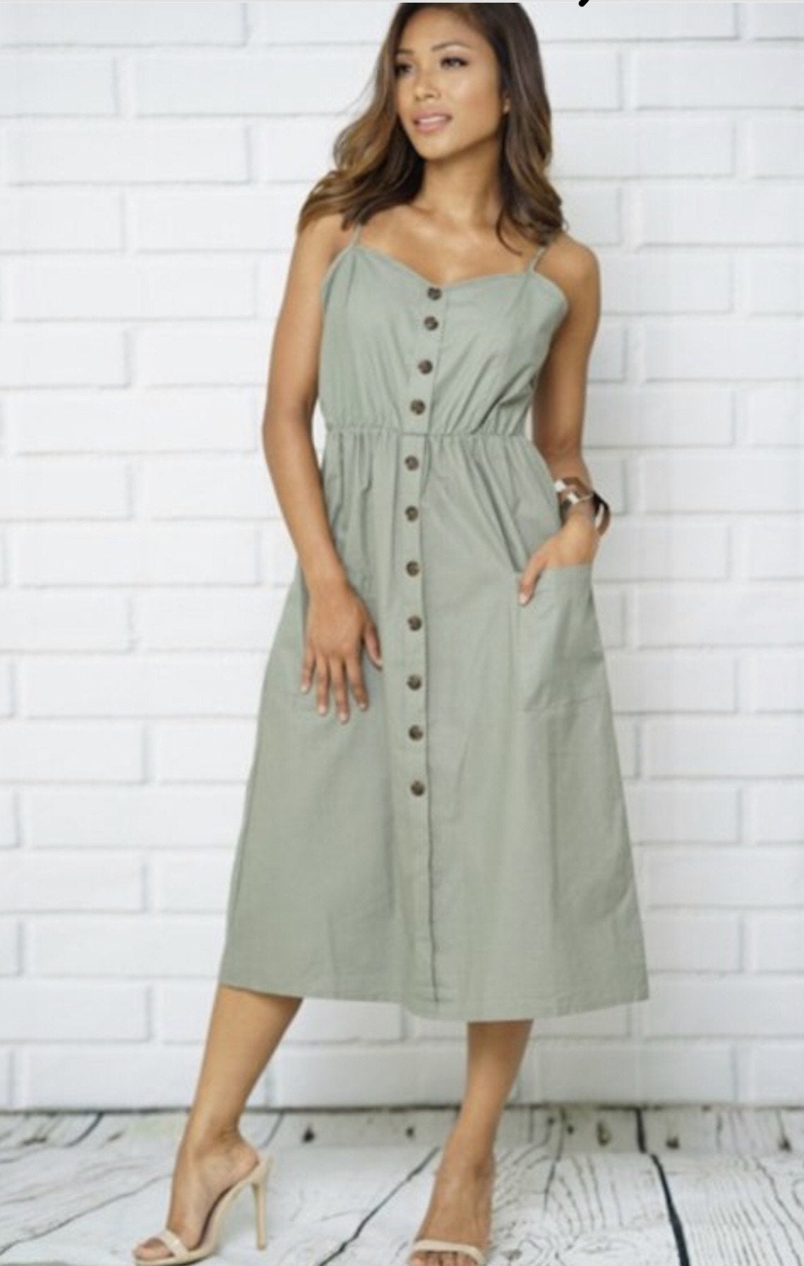 Giuliana Strut Couture Boutique